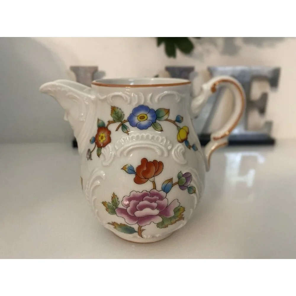 Estee Lauder Chinoiserie Floral Porcelain Creamer Pitcher‎ Butterfly & Flowers